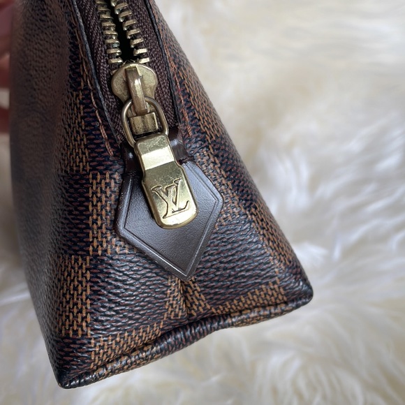 Authentic Louis Vuitton Damier Ebene Cosmetic Pouch - Picture 6 of 16